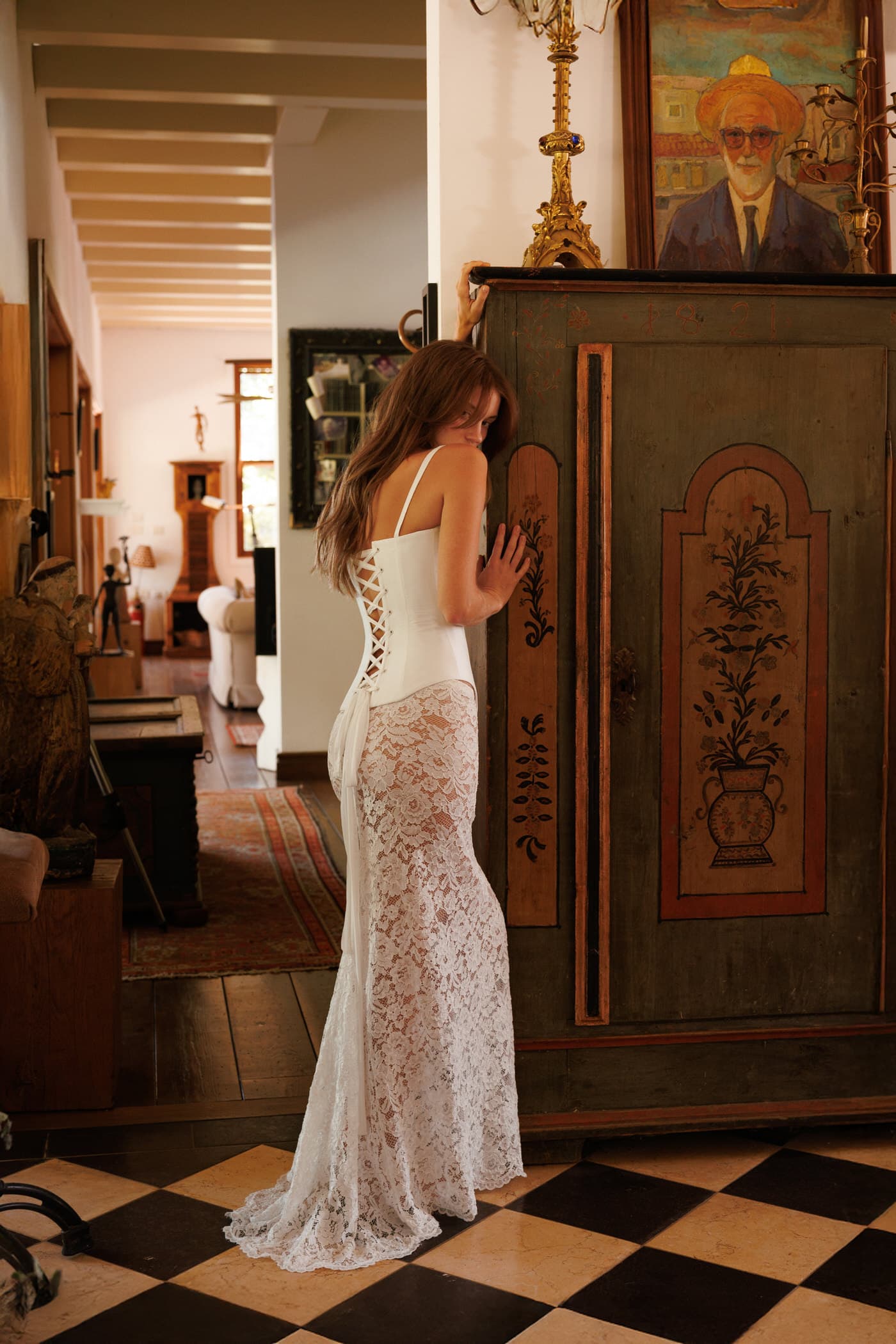 Silk bustier & lace skirt